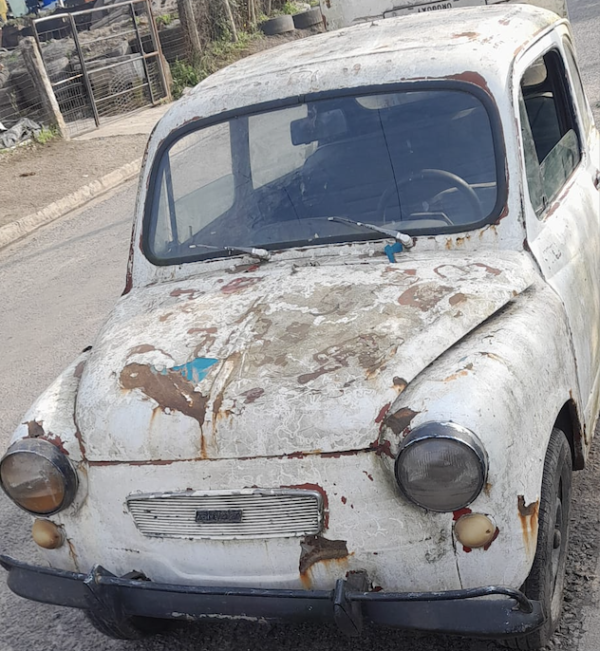 Repuestos de Fiat 600por PARTES / REPUESTOS